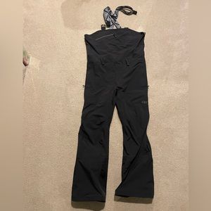 Men’s Outdoor Research Carbide bibs - size large